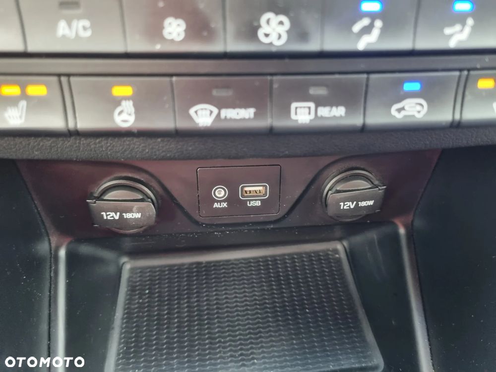 Hyundai Tucson blue 1.7 CRDi 2WD Intro Edition - 28