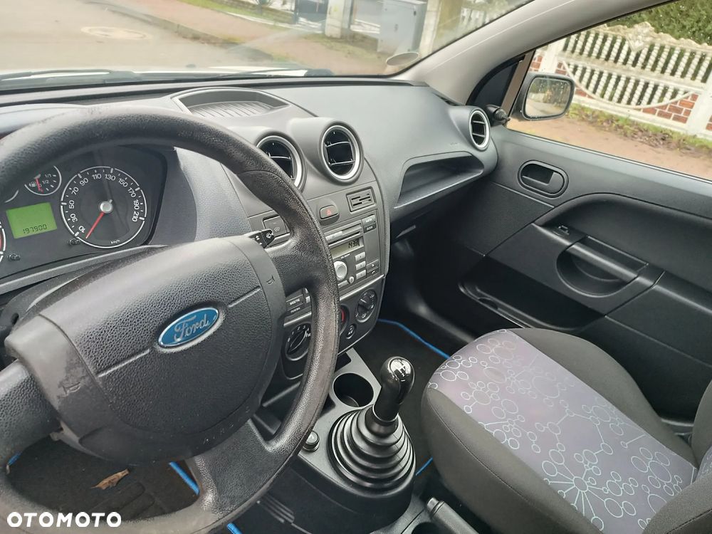 Ford Fiesta 1.4 Connection - 31