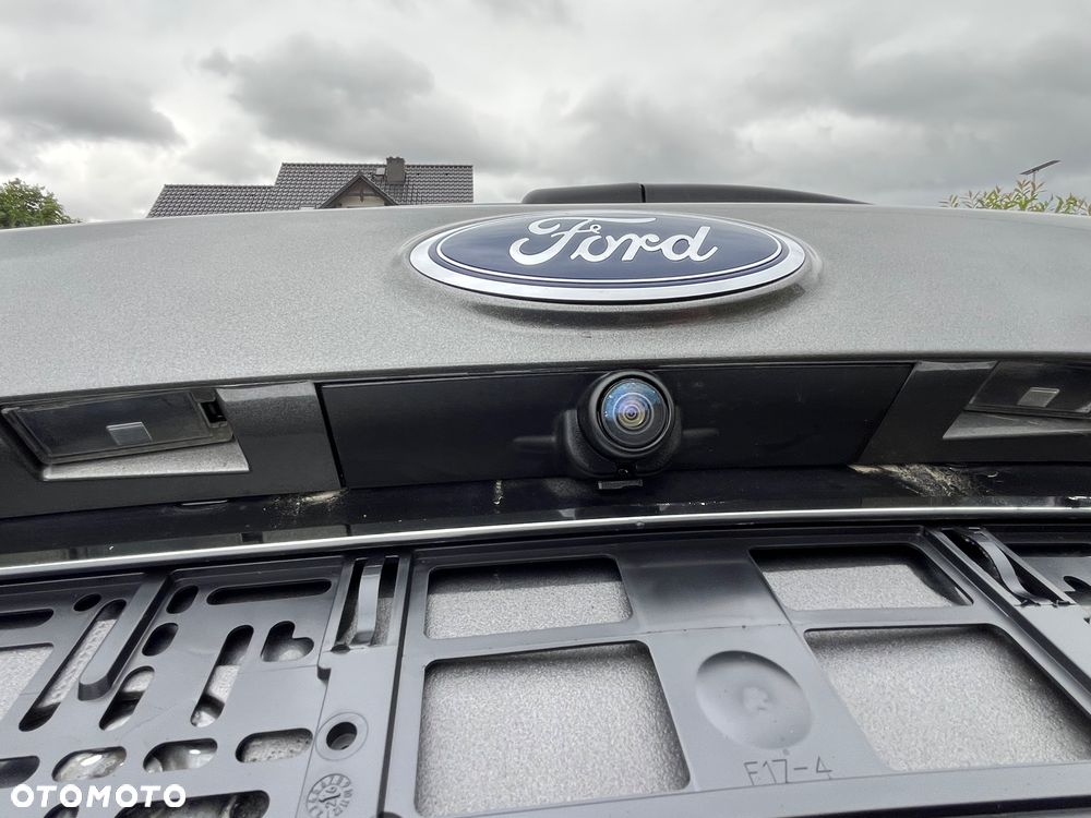 Ford Kuga - 18