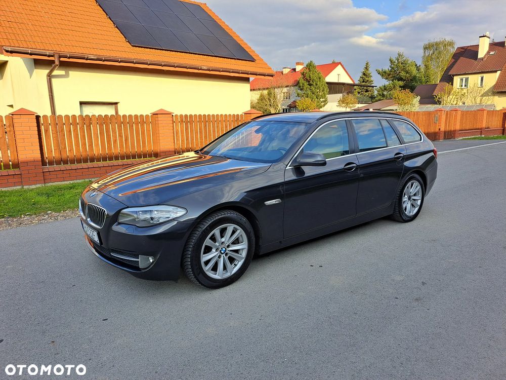 BMW Seria 5 520d Special Edition - 1