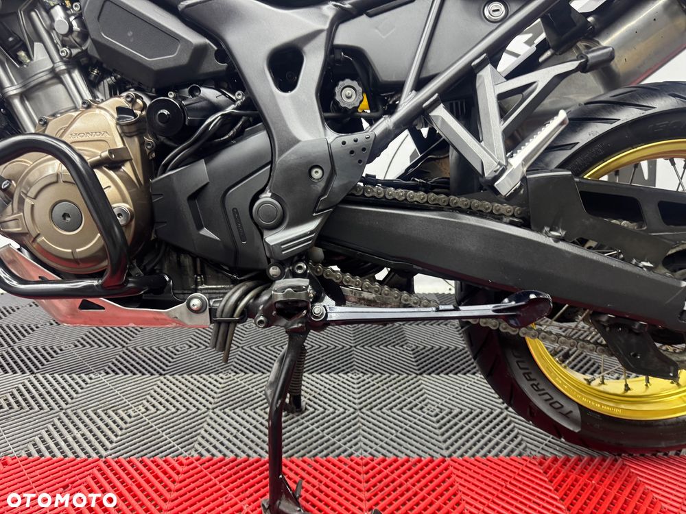 Honda CRF - 18