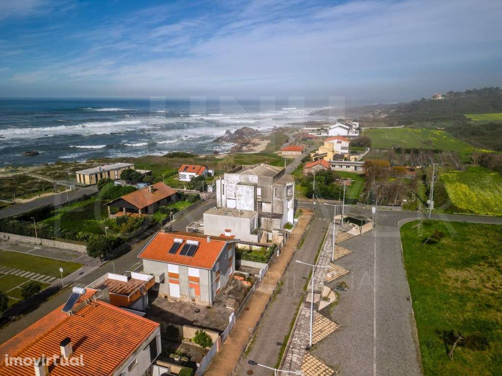 Prédio - Carreço, Viana do Castelo - Grande imagem: 3/7