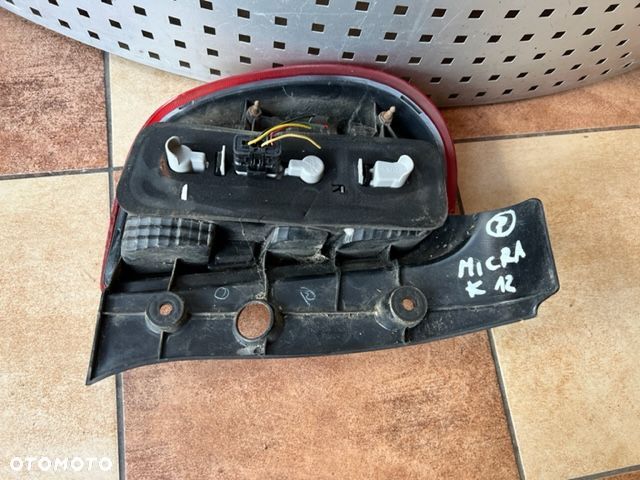 LAMPA TYŁ TYLNA PRAWA NISSAN MICRA K13 - 3