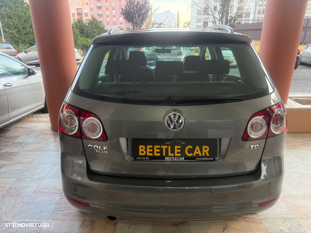 VW Golf Plus 1.6 TDi Highline - 17