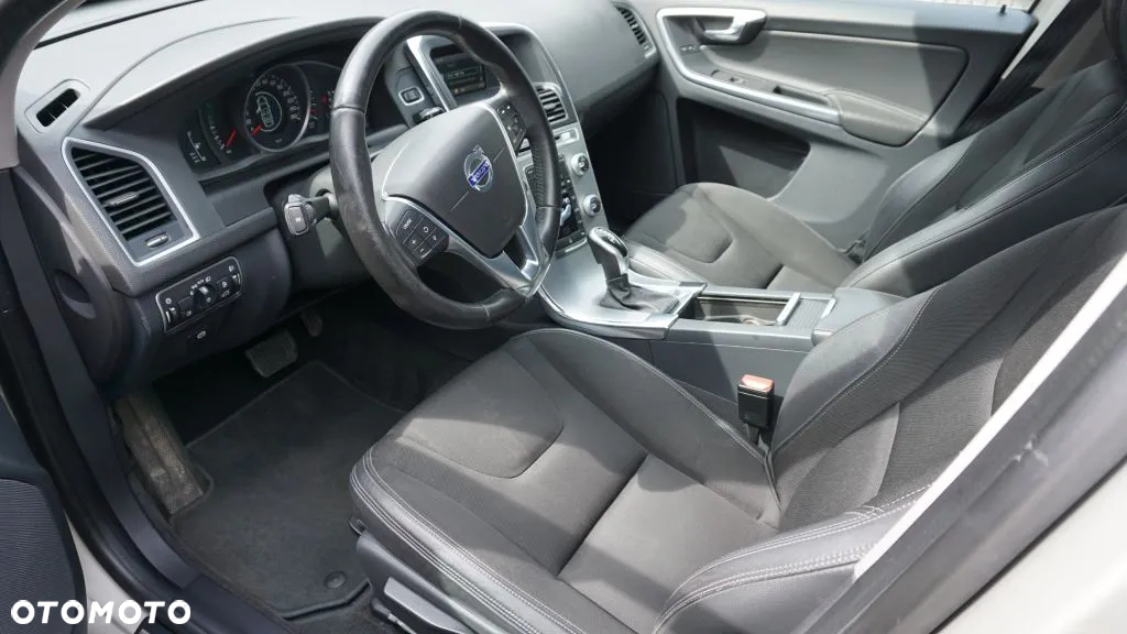 Volvo XC 60 D4 Drive-E Kinetic - 11