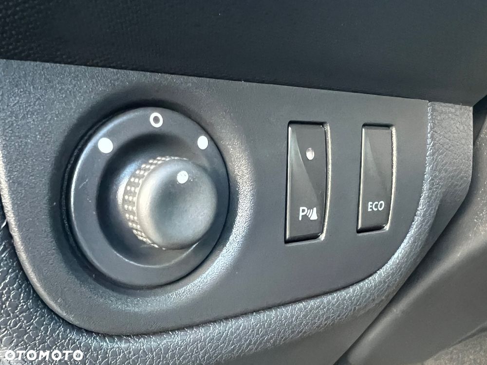 Dacia Sandero 0.9 TCe SL Blackline - 24