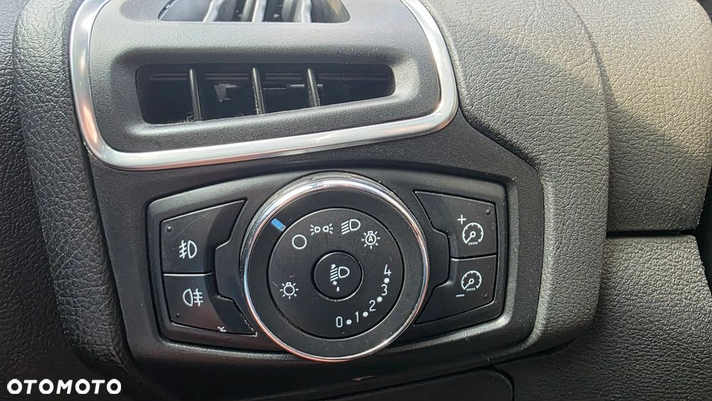 Ford Focus - 20