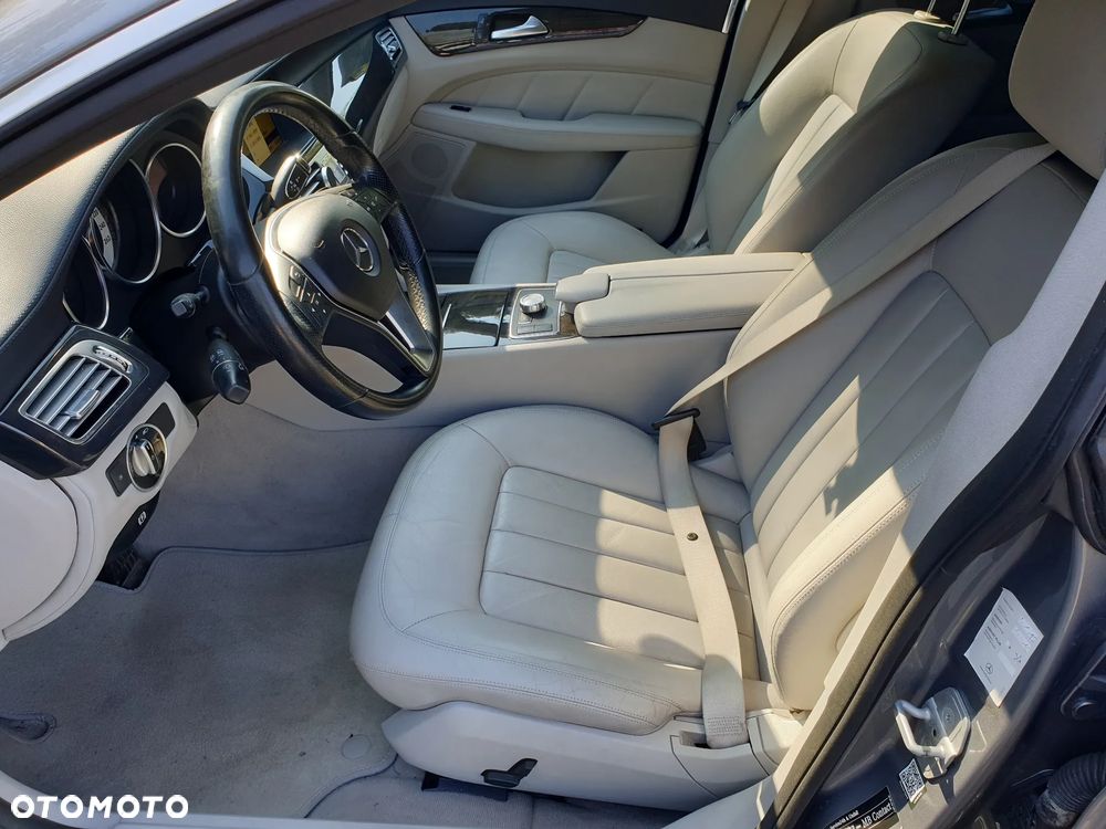 Mercedes-Benz CLS 350 d 4Matic 9G-TRONIC - 12