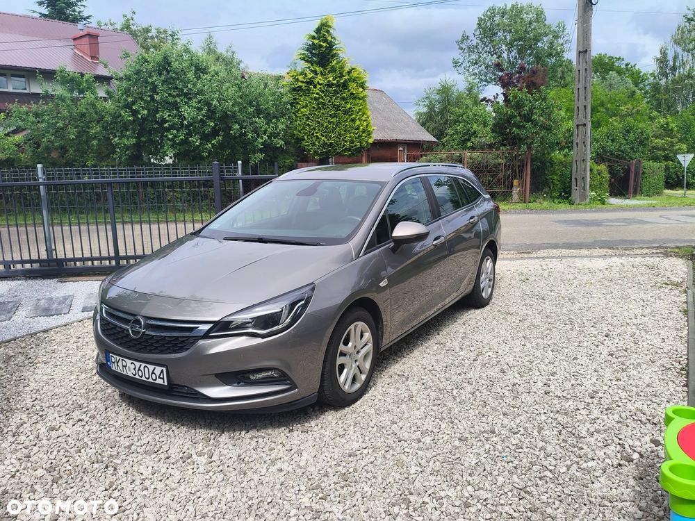 Opel Astra - 1