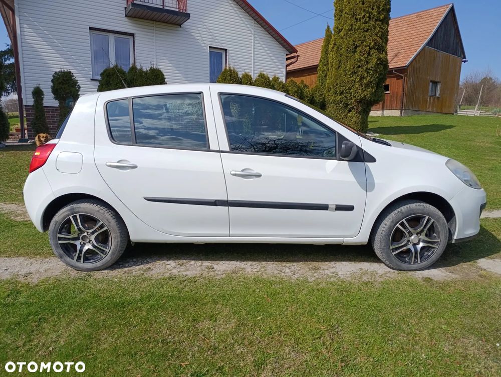 Renault Clio - 4