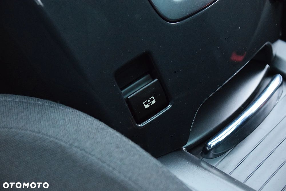 Peugeot 5008 HDI FAP 150 Style - 34