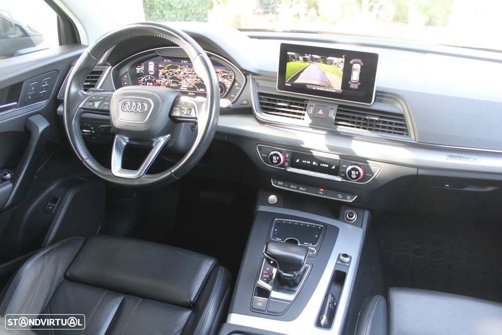 Audi Q5 2.0 TDI quattro Design S-tronic - 28