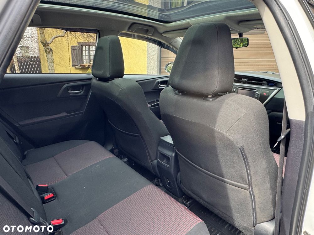 Toyota Auris 2.0 D-4D Prestige - 20