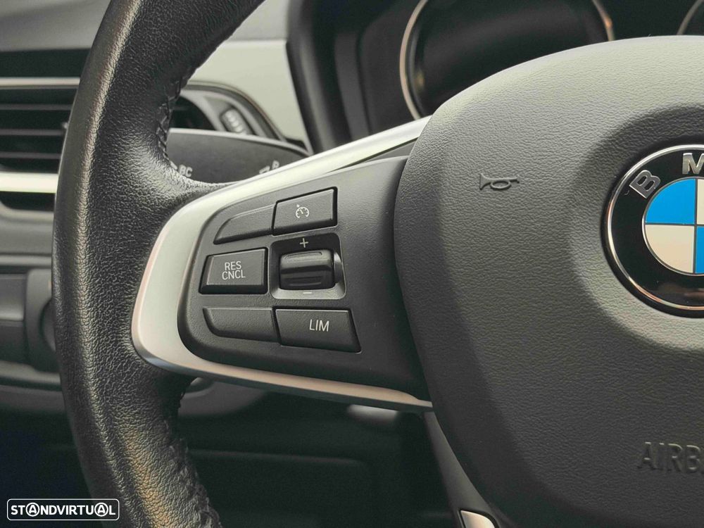 BMW X1 16 d sDrive xLine Auto - 36