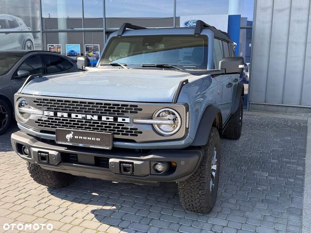 Ford Bronco 2026 photo 2