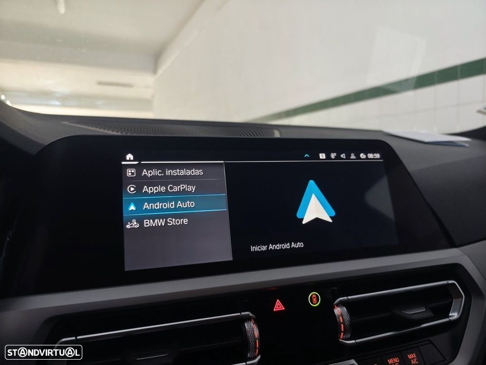 BMW 320 e Touring Auto - 21