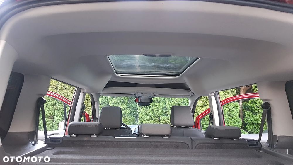 Ford Tourneo Connect 1.5TDCi Start-Stop Titanium - 34