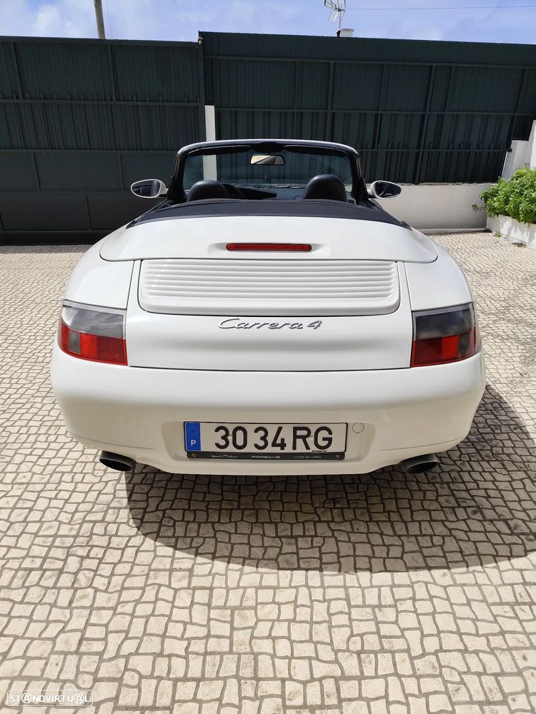 Porsche 911 Série F - 14