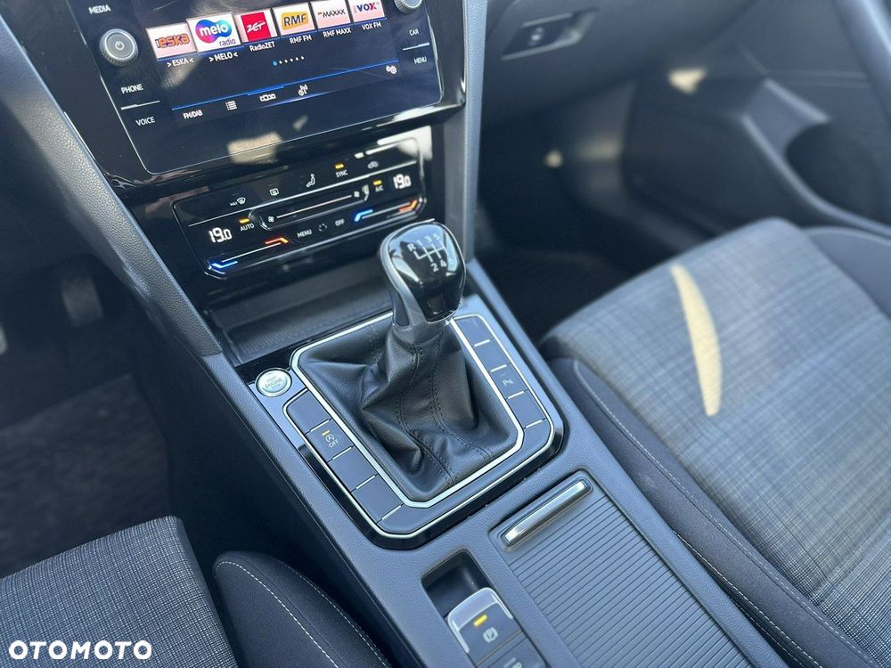 Volkswagen Passat 2.0 TDI EVO Business - 23
