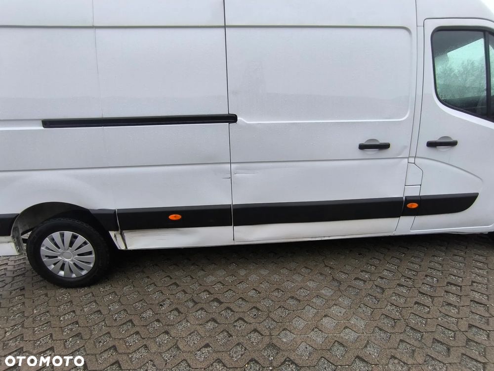 Nissan INTERSTAR - 9