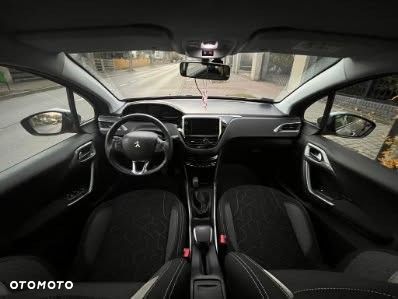 Peugeot 2008 ver-1-2-pure-tech-gpf-active-s-s - 11