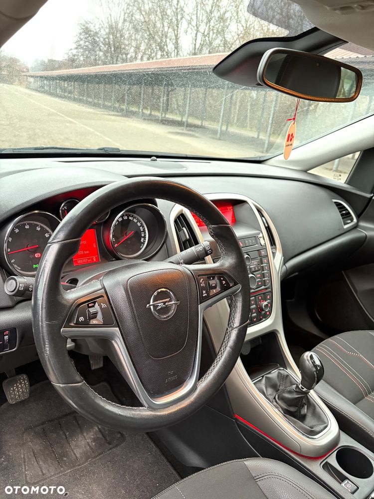 Opel Astra 1.4 Turbo - 8