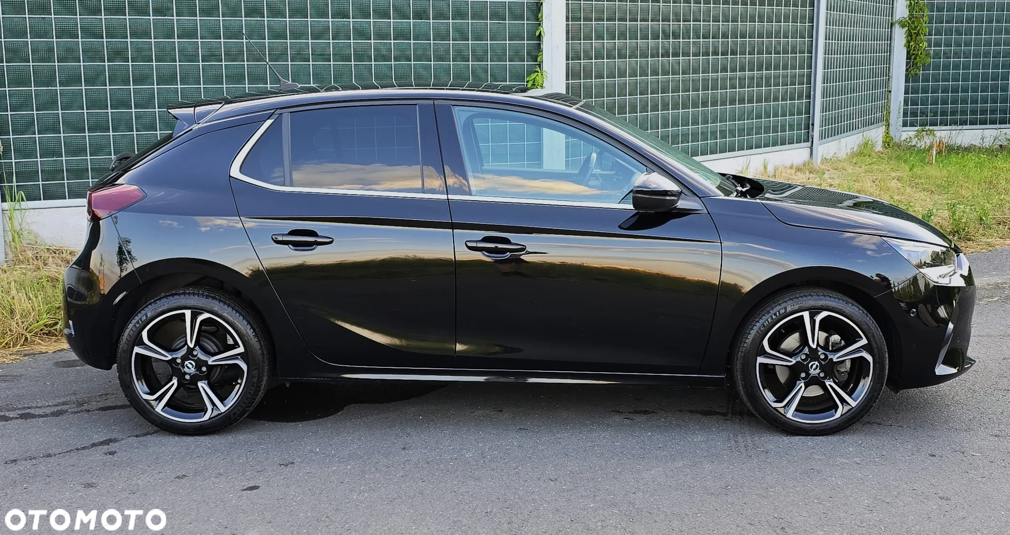 Opel Corsa 1.2 Ultimate Pack S&S - 11
