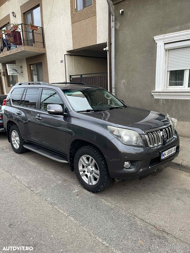 Toyota Land Cruiser 3.0l Turbo D-4D Aut. AVS 7 Locuri Luxury - 6