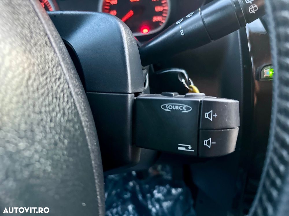 Dacia Duster 1.5 dCi 4x4 Prestige - 22