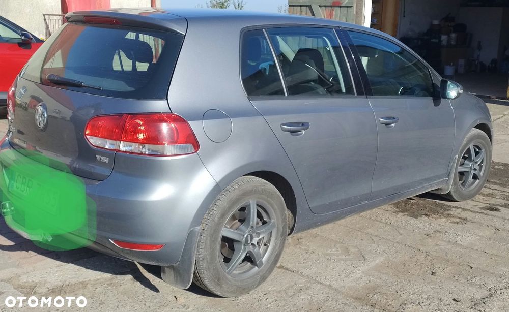 Volkswagen Golf - 4