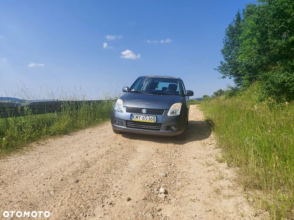 Suzuki Swift 1.3 GS / Premium 4WD - 3