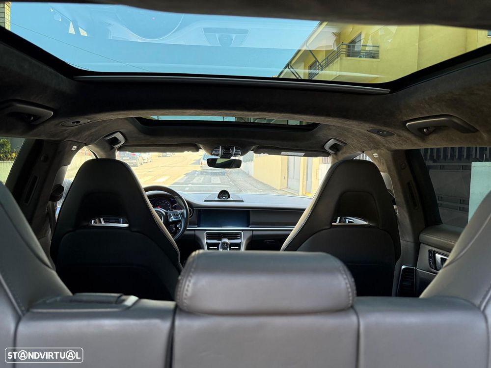 Porsche Panamera Turbo S E-Hybrid Executive - 35