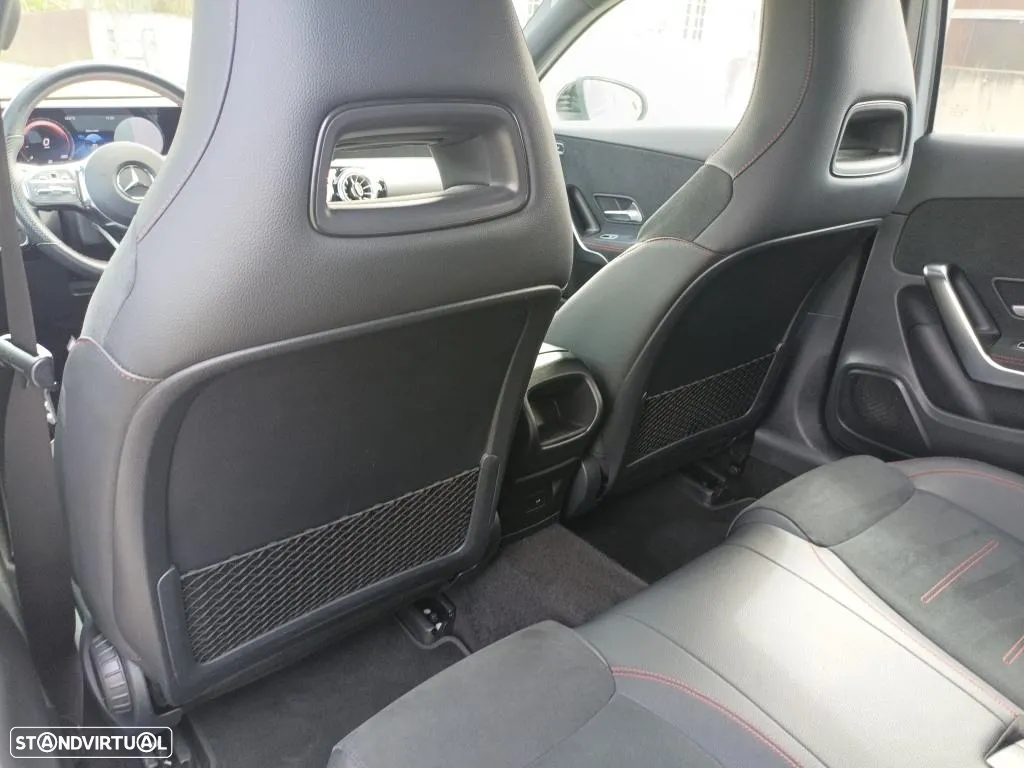 Mercedes-Benz A 250 e AMG Line - 18