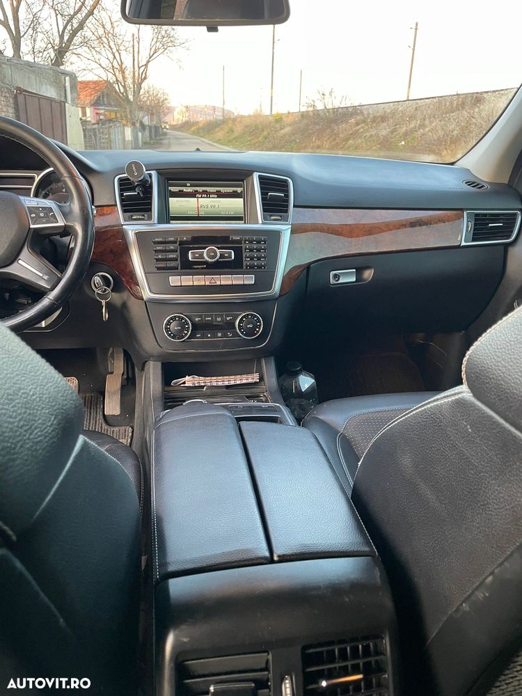 Mercedes-Benz ML 250 BlueTEC 4MATIC 7G-TRONIC - 11