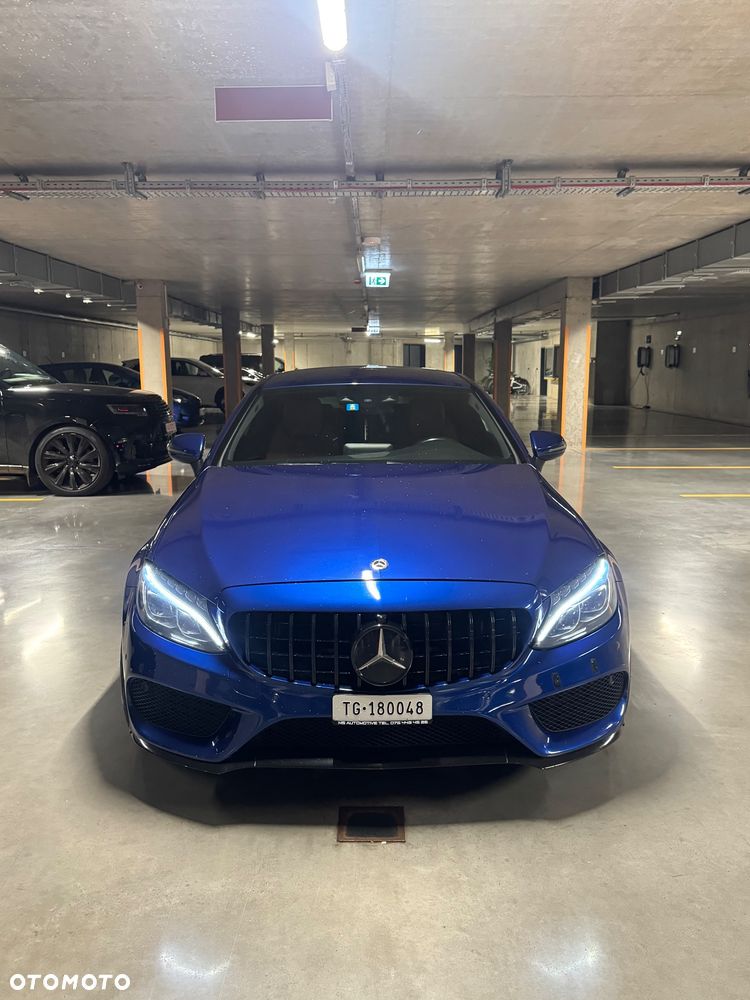 Mercedes-Benz Klasa C 200 4Matic 9G-TRONIC AMG Line - 3