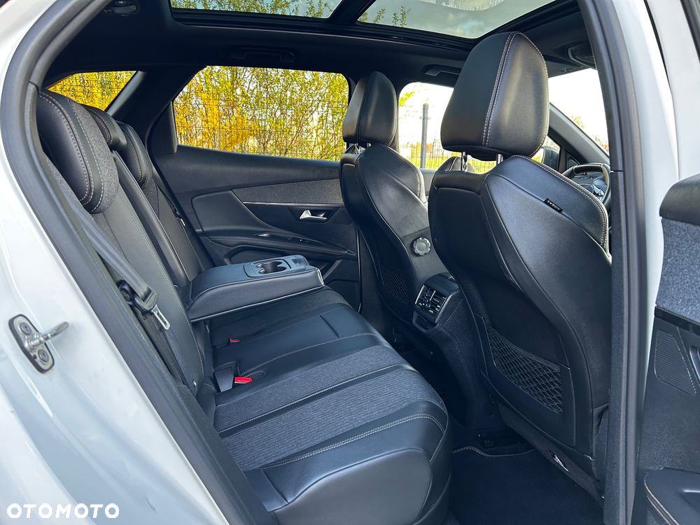 Peugeot 3008 1.6 PureTech HYbrid4 GT Line S&S EAT8 - 35