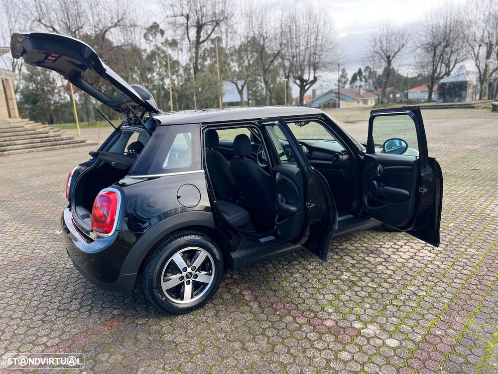 MINI 5 Portas One D - 23