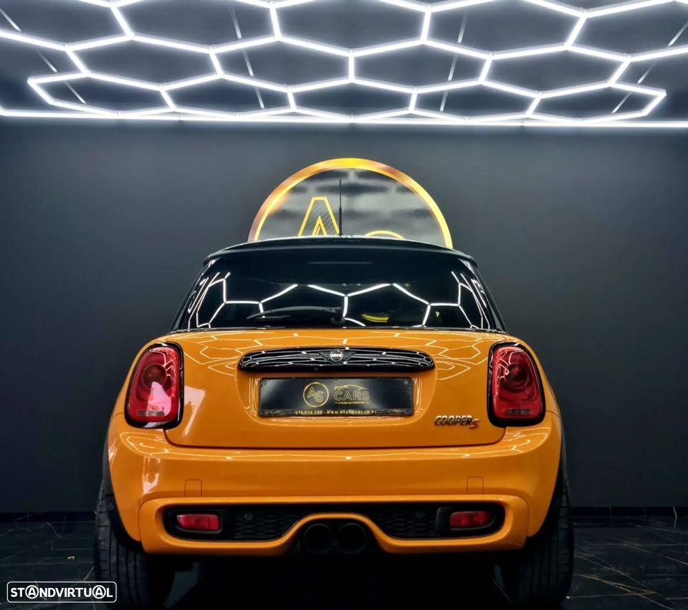 MINI 3 Portas - 23