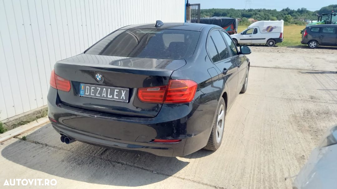 Dezmembrari BMW F30 2.0 d 184hp manual 2013 - 4