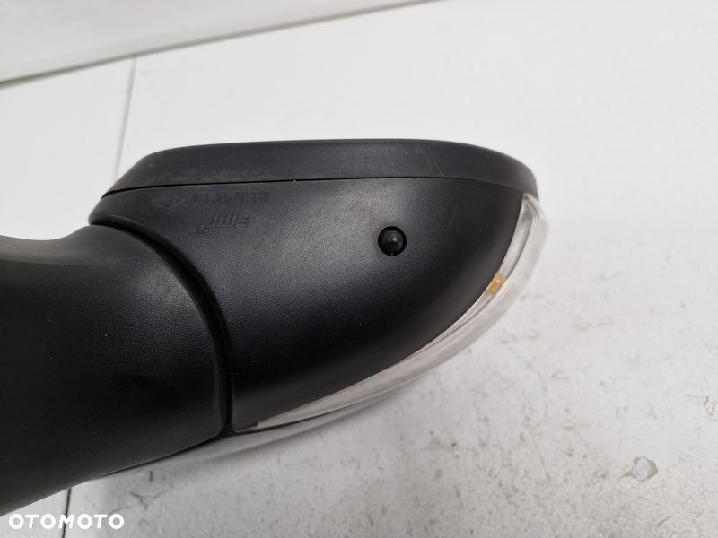 renault captur 1 i lusterko drzwi prawe 9 pin - 7