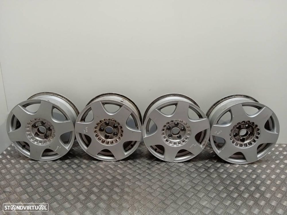 CONJUNTO DE PNEUS VOLKSWAGEN NEW BEETLE BERLINA 9C11C1 - 1