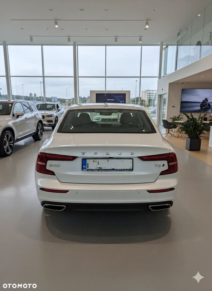 Volvo S60 T6 AWD Momentum Pro - 22
