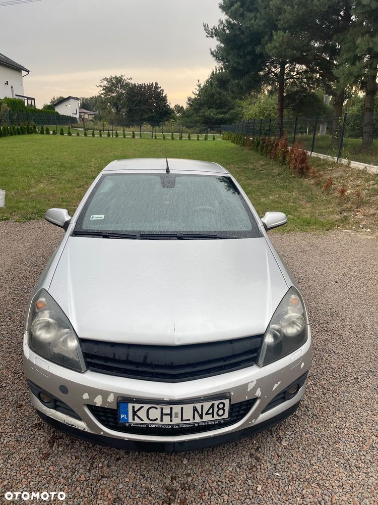 Opel Astra GTC 1.9 CDTI Cosmo - 1