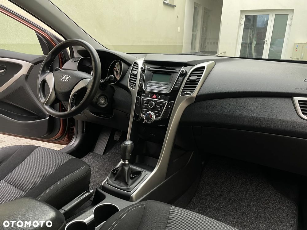 Hyundai i30 1.4 Comfort - 11