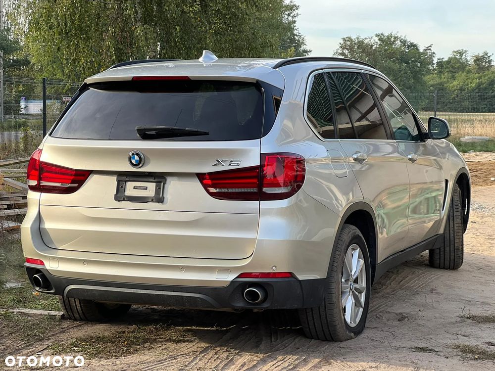 BMW X5 xDrive35i Edition Exclusive - 11