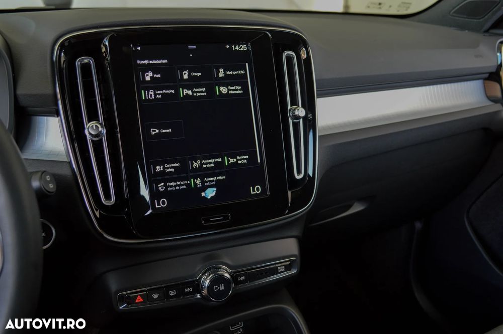 Volvo XC 40 T4 Recharge DKG Essential - 16