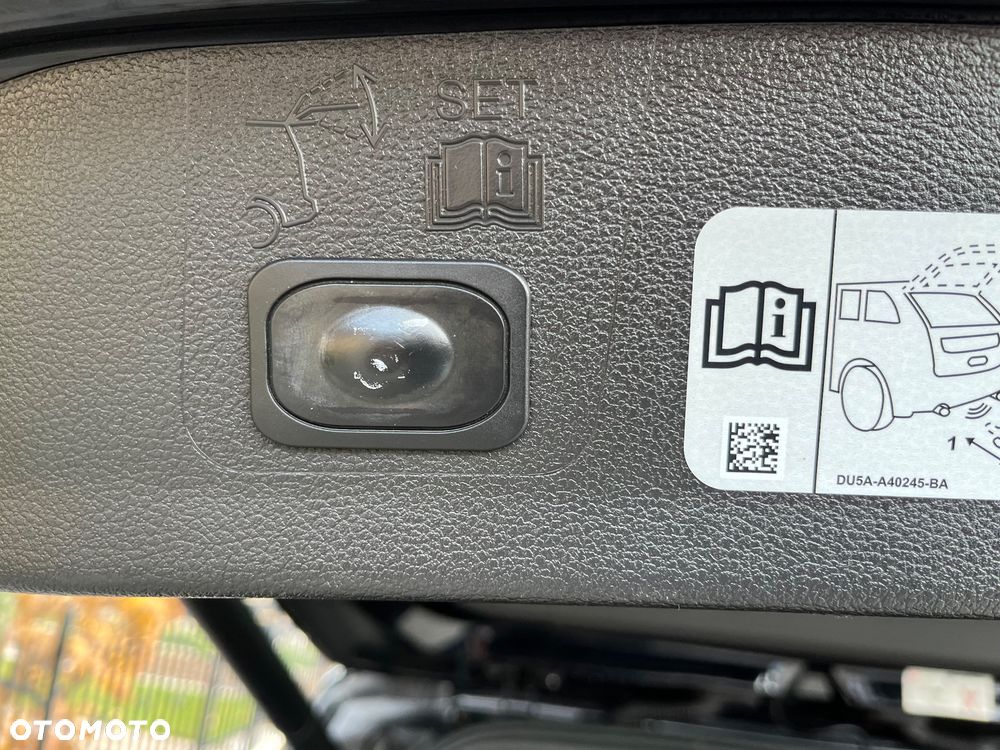 Ford Kuga 1.5 EcoBoost 2x4 ST-Line - 21