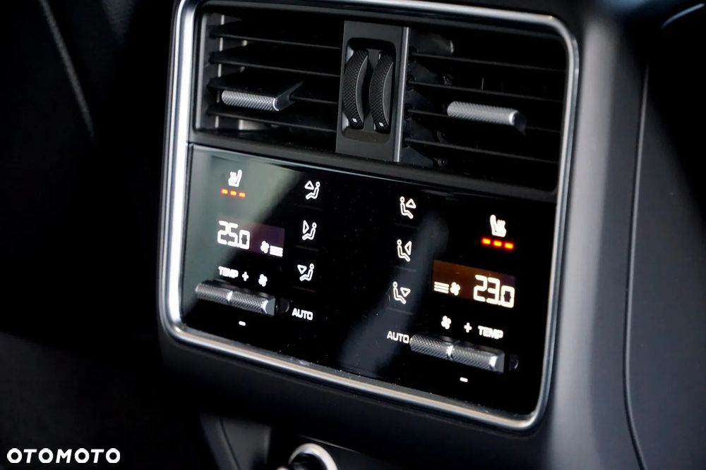 Porsche Cayenne Coupe GTS - 27