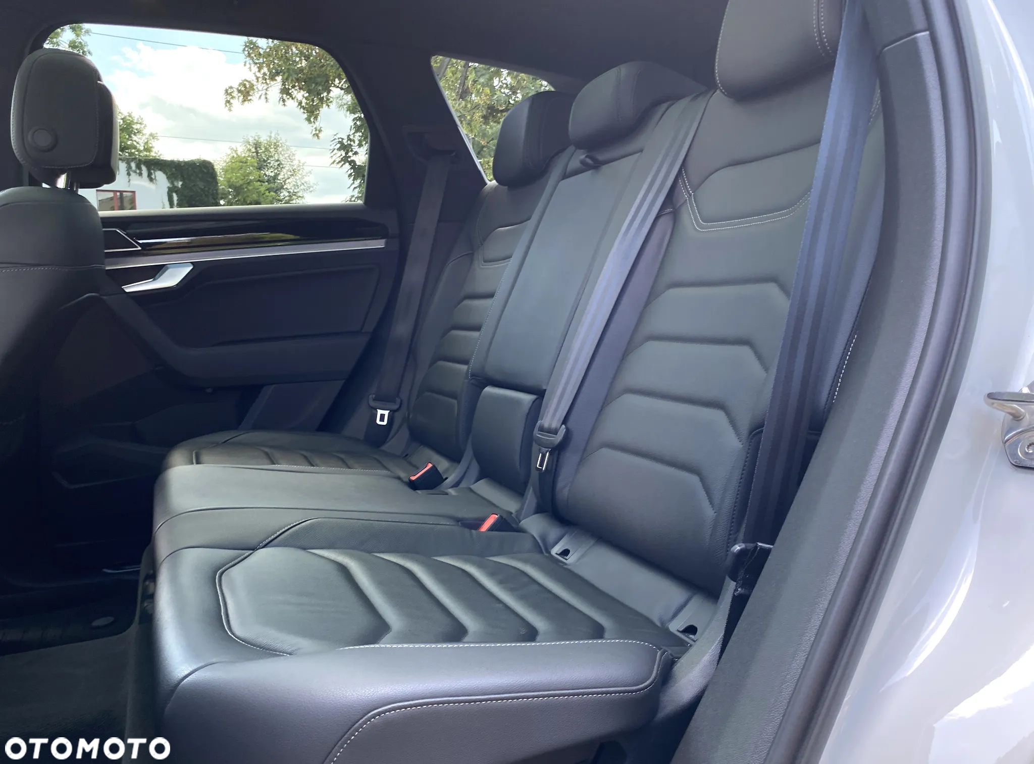 Volkswagen Touareg 4.0 V8 TDI SCR 4Mot R-Line - 13