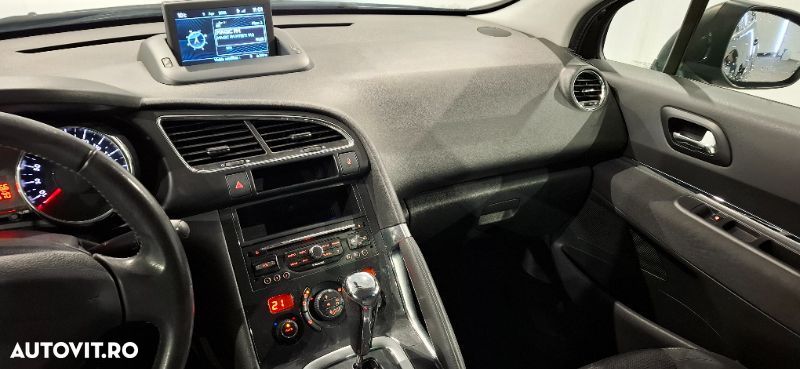 Peugeot 3008 - 24